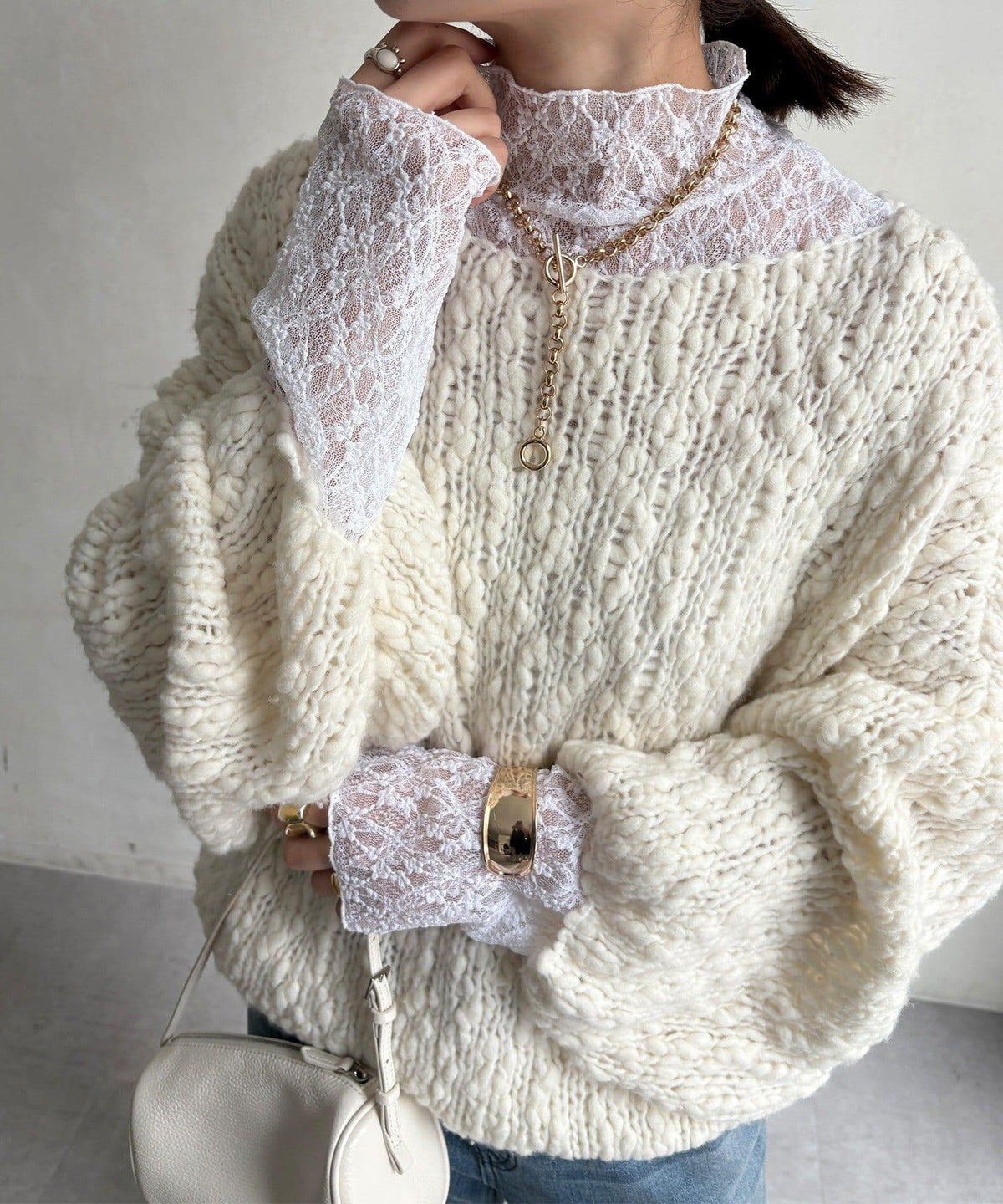 173374383