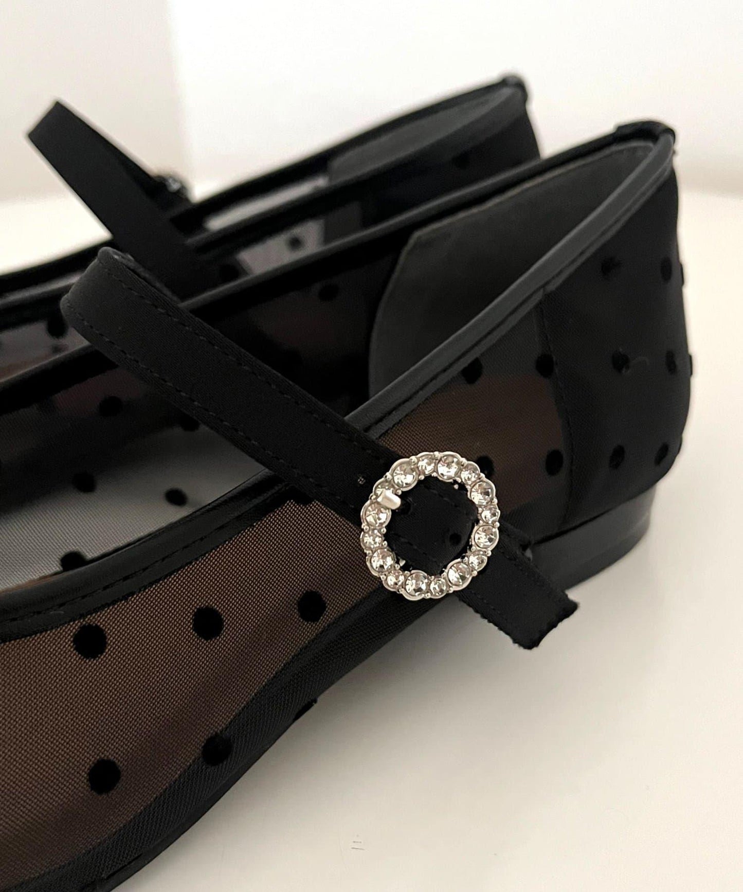 281102081