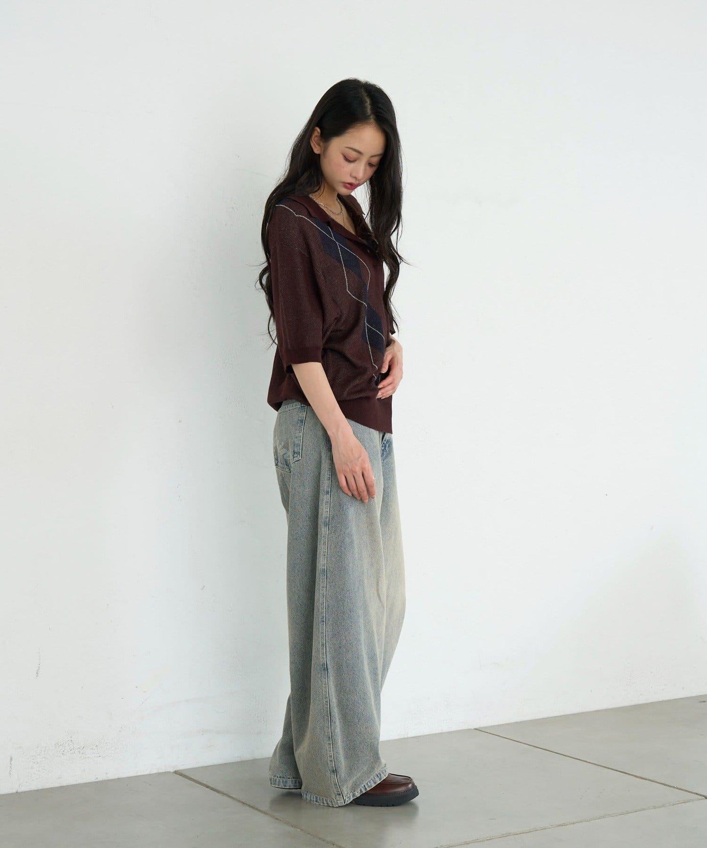 172821045