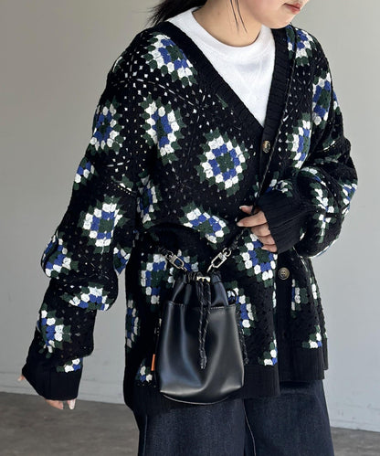 226695997
