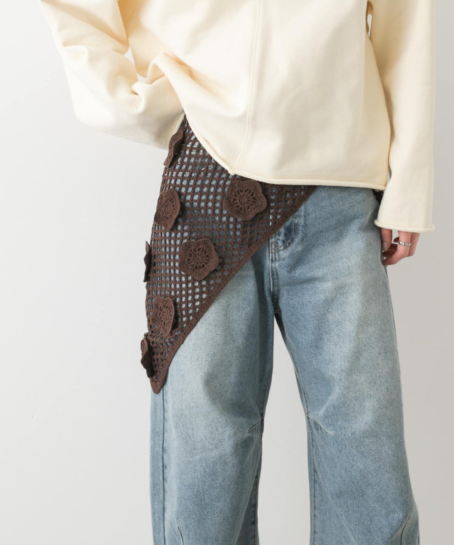 151071243