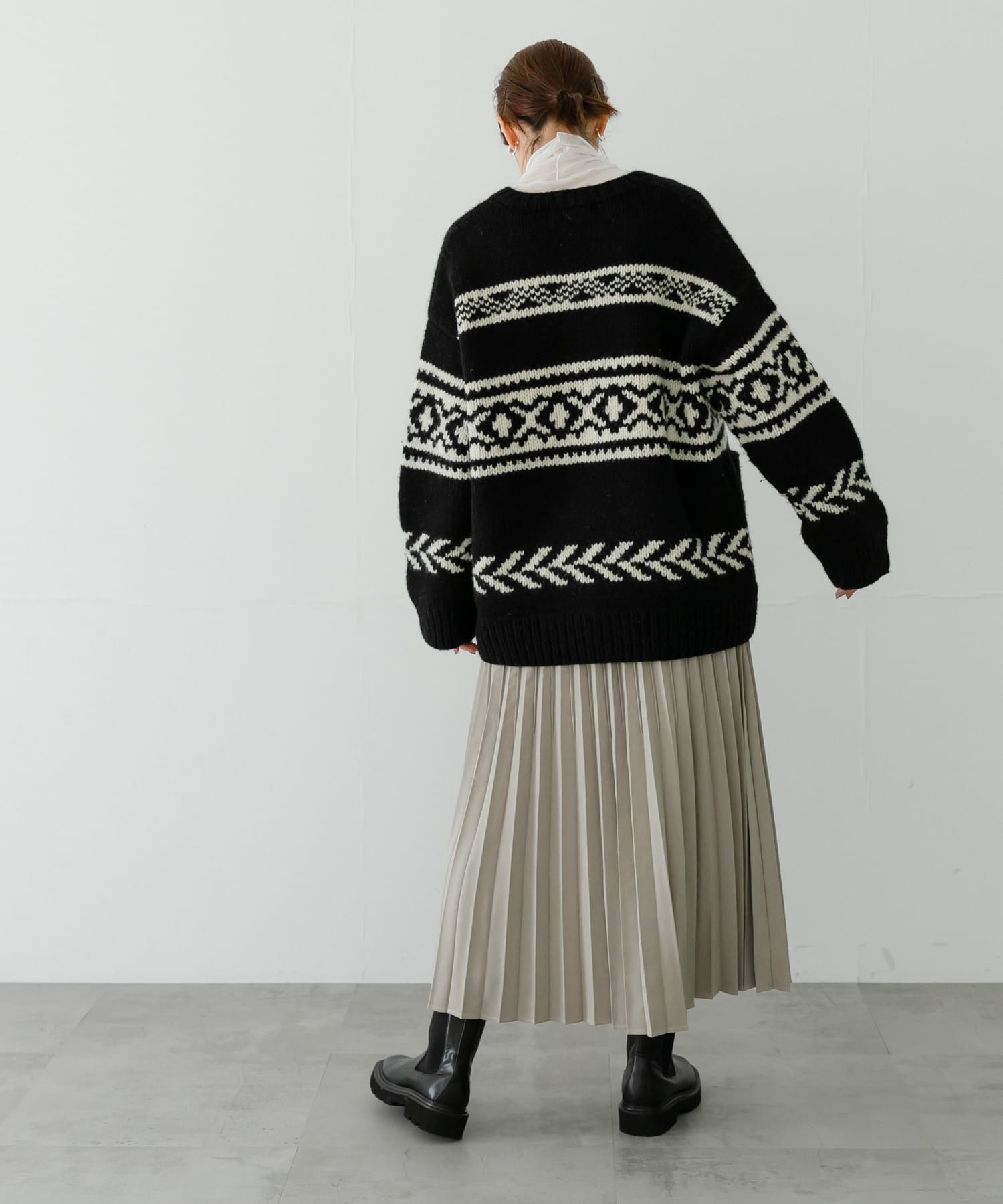 102118903