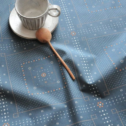 102610841
