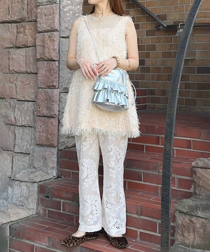 103893627