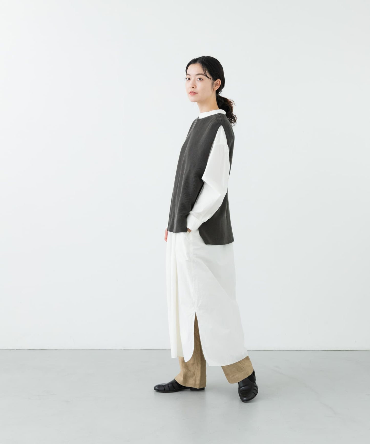 100248609