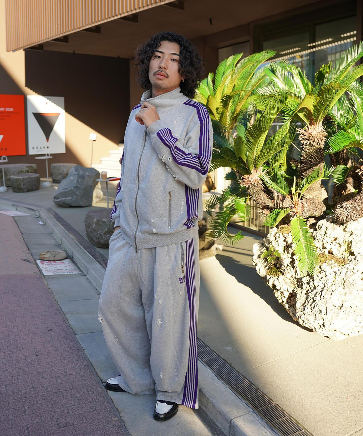 174308548