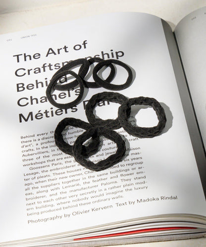 173007437