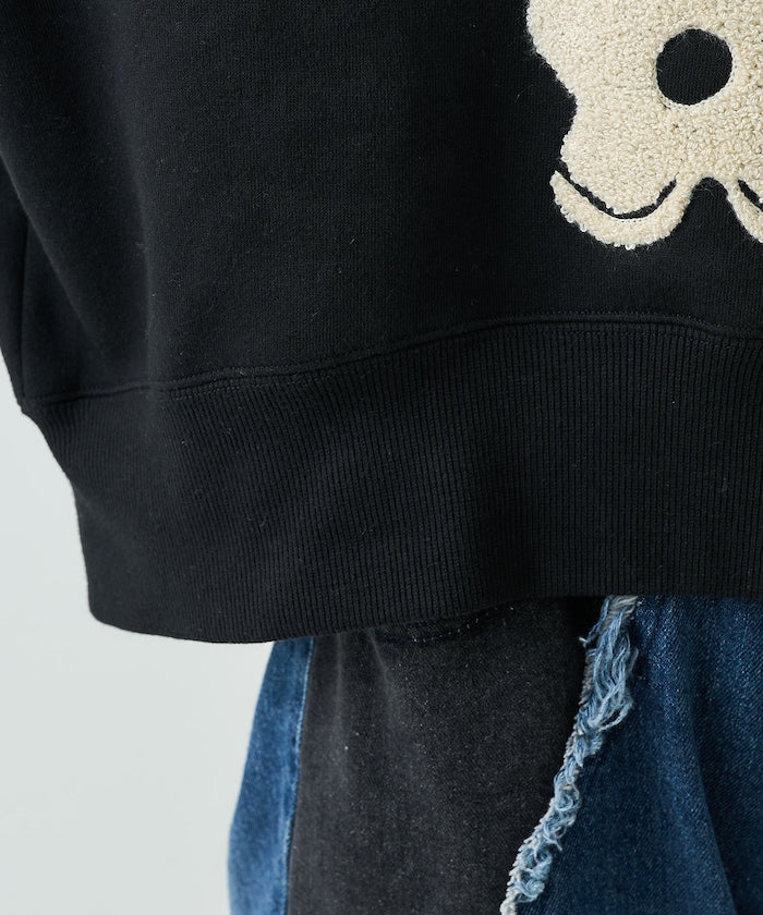 104047370