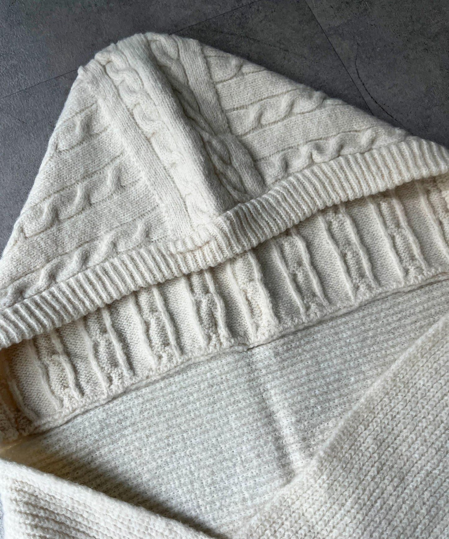 276397912
