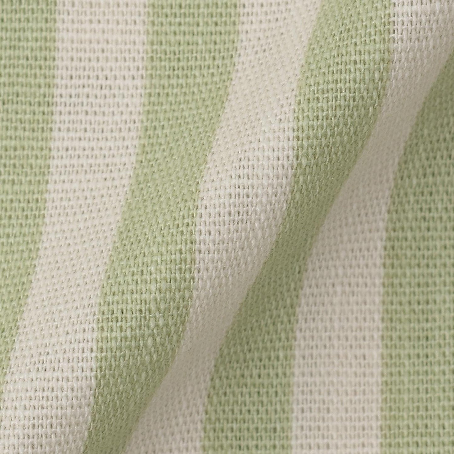 171046305