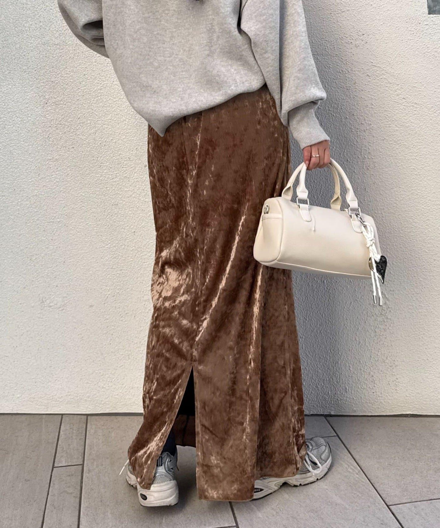 289721122