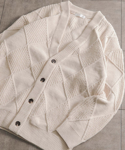 104635241