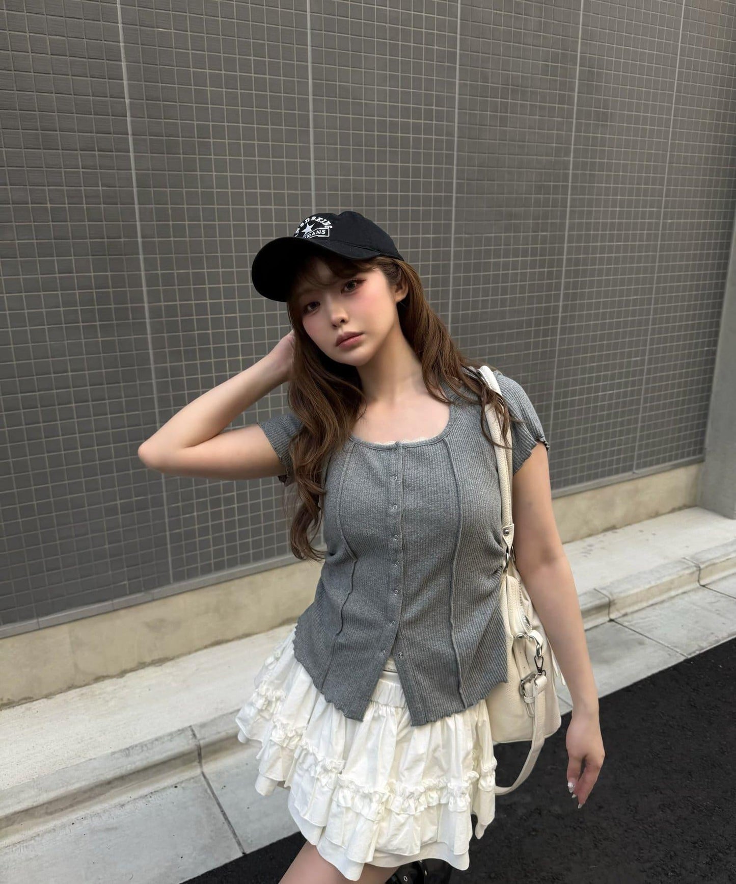 170293048