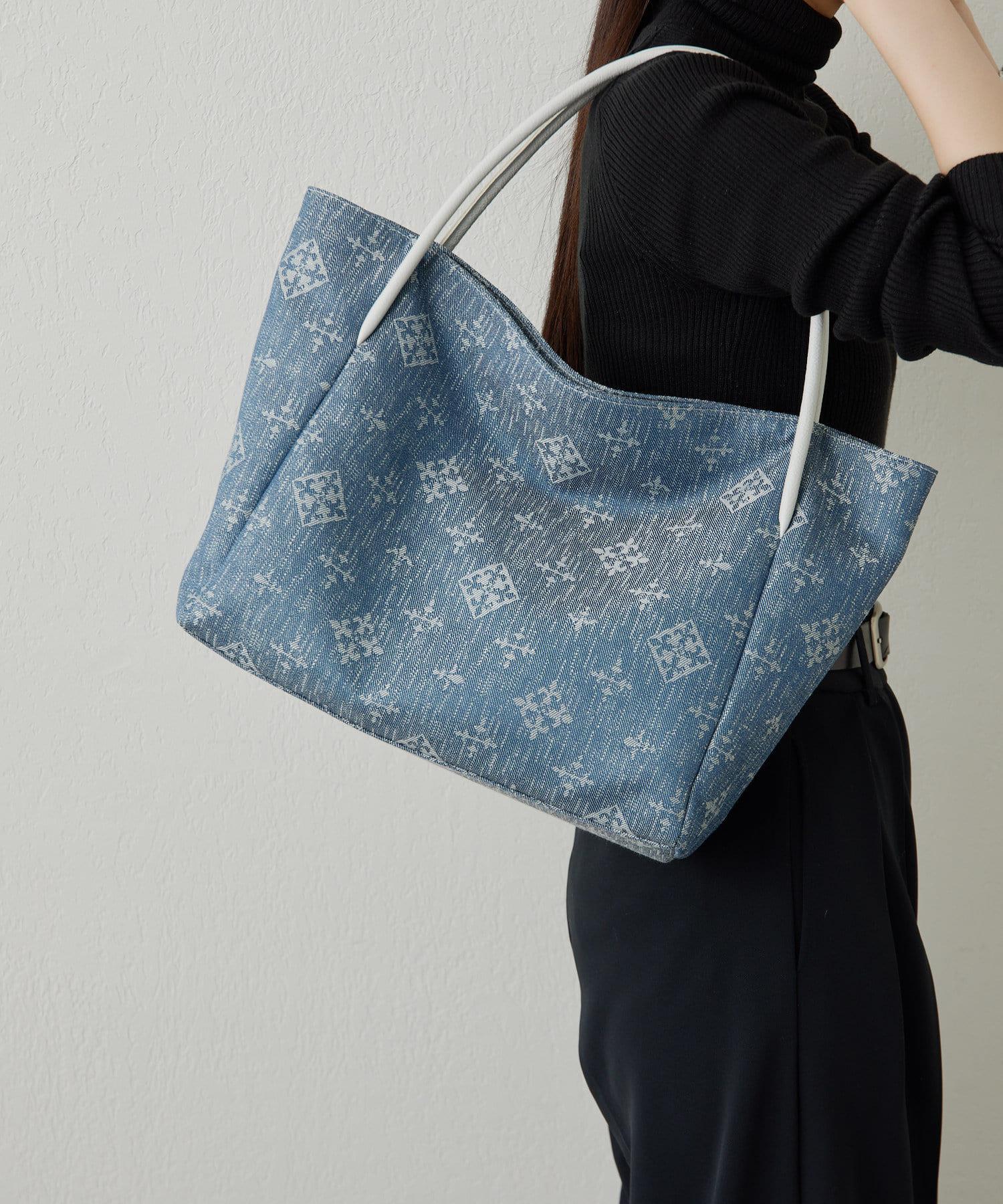 149165823