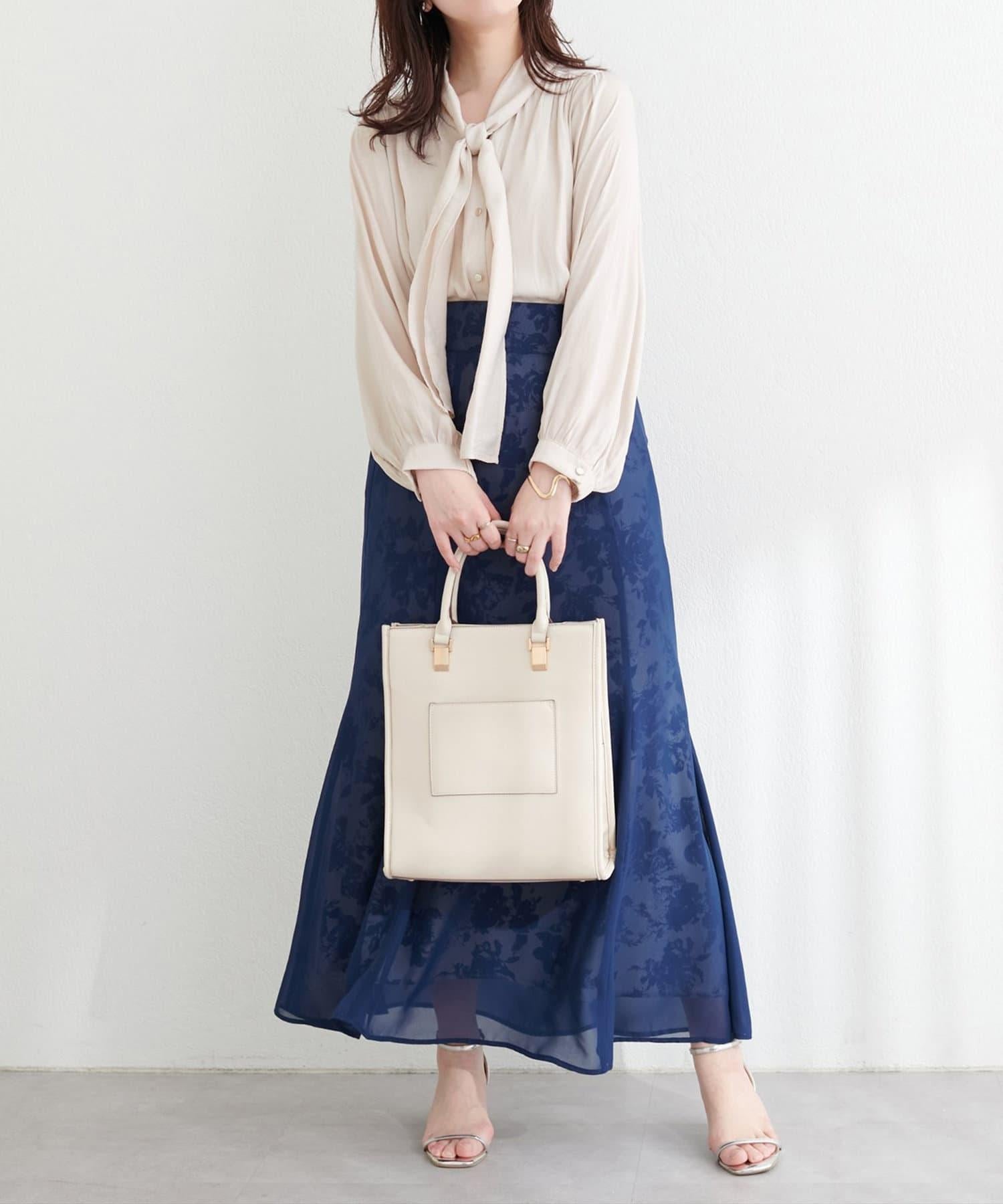 159880688