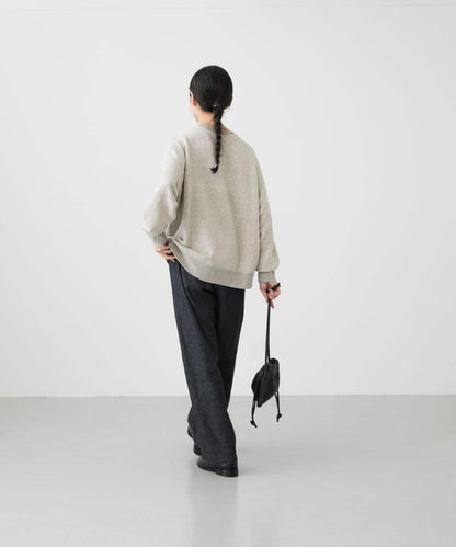 104647277