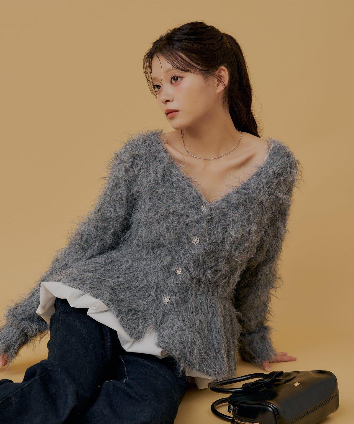 173305833