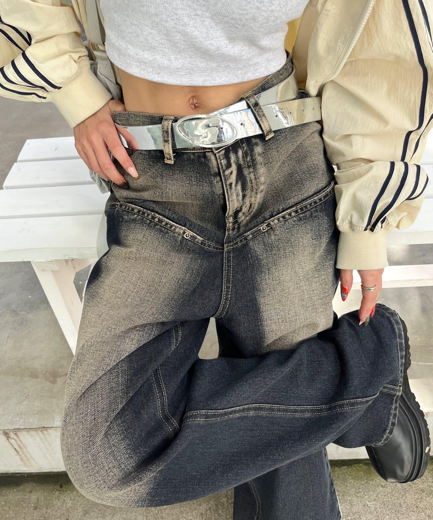 169046797