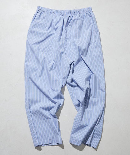 153584344