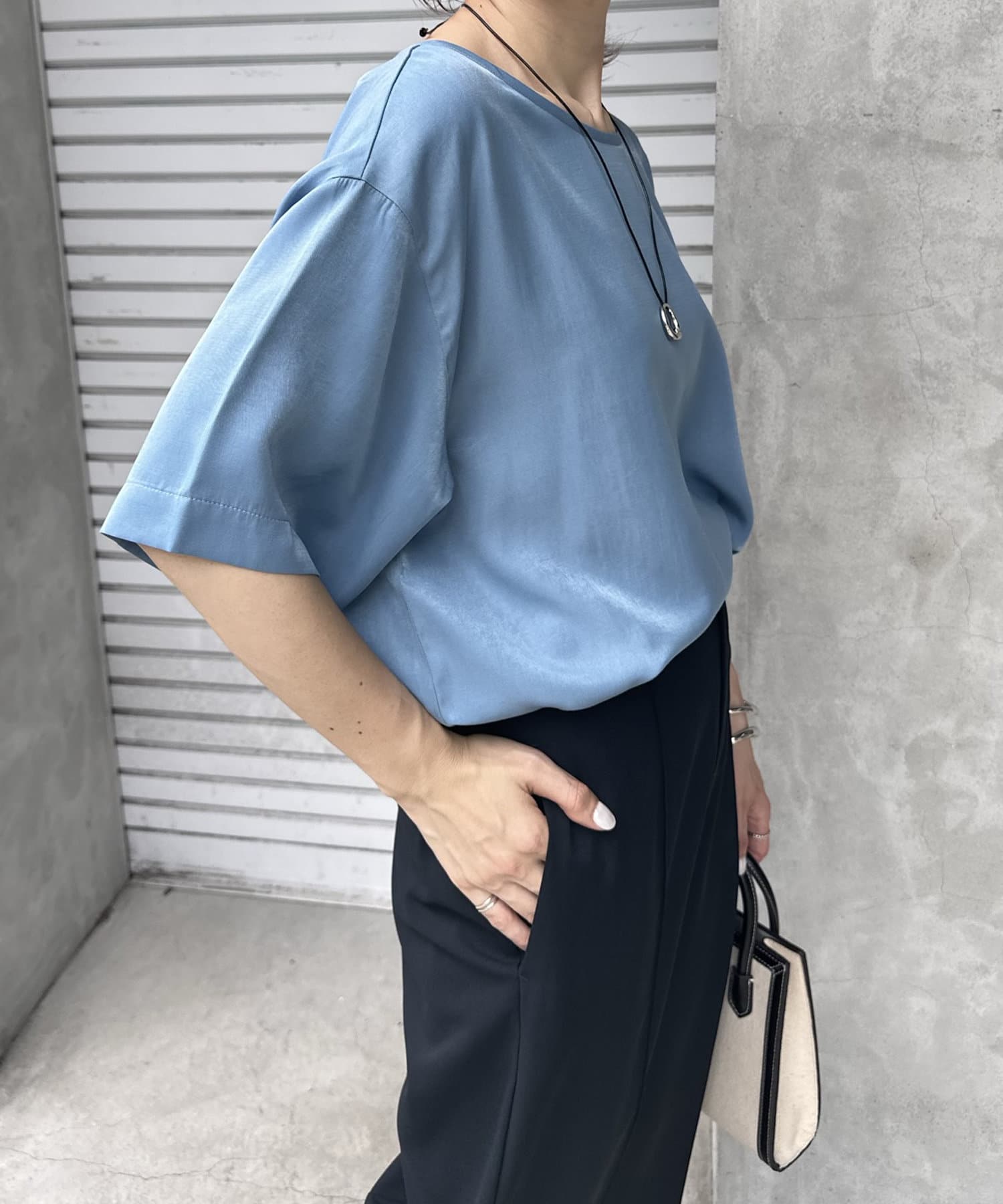 98280772