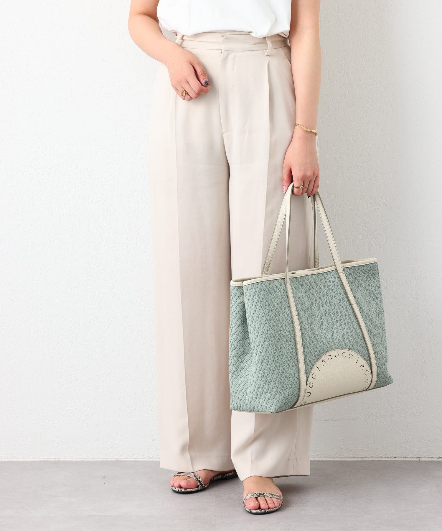 94303385