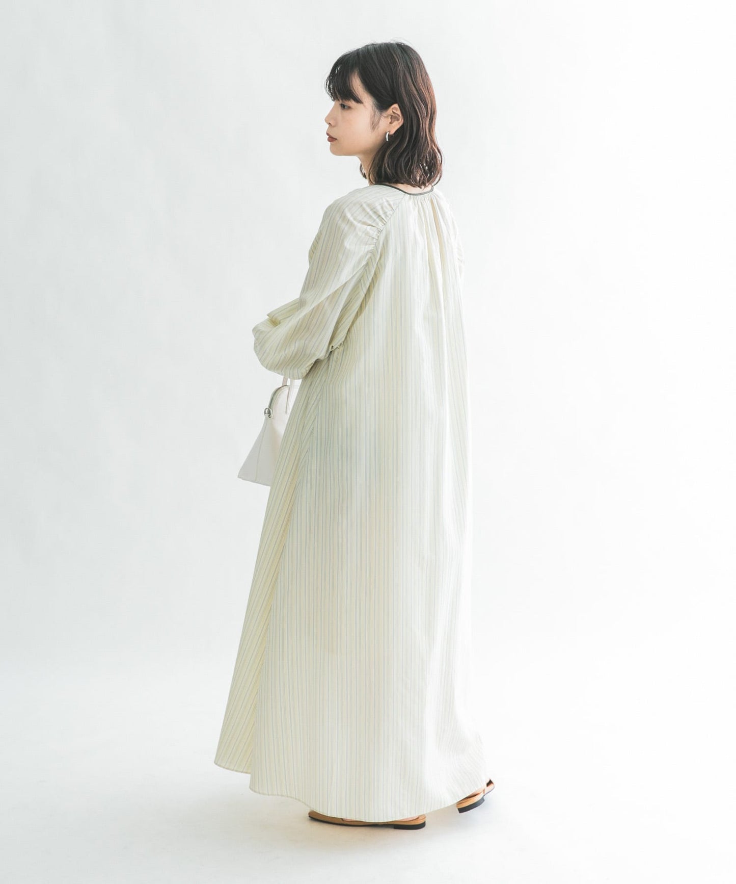 98632949