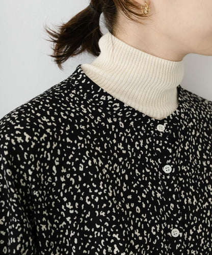 102453690