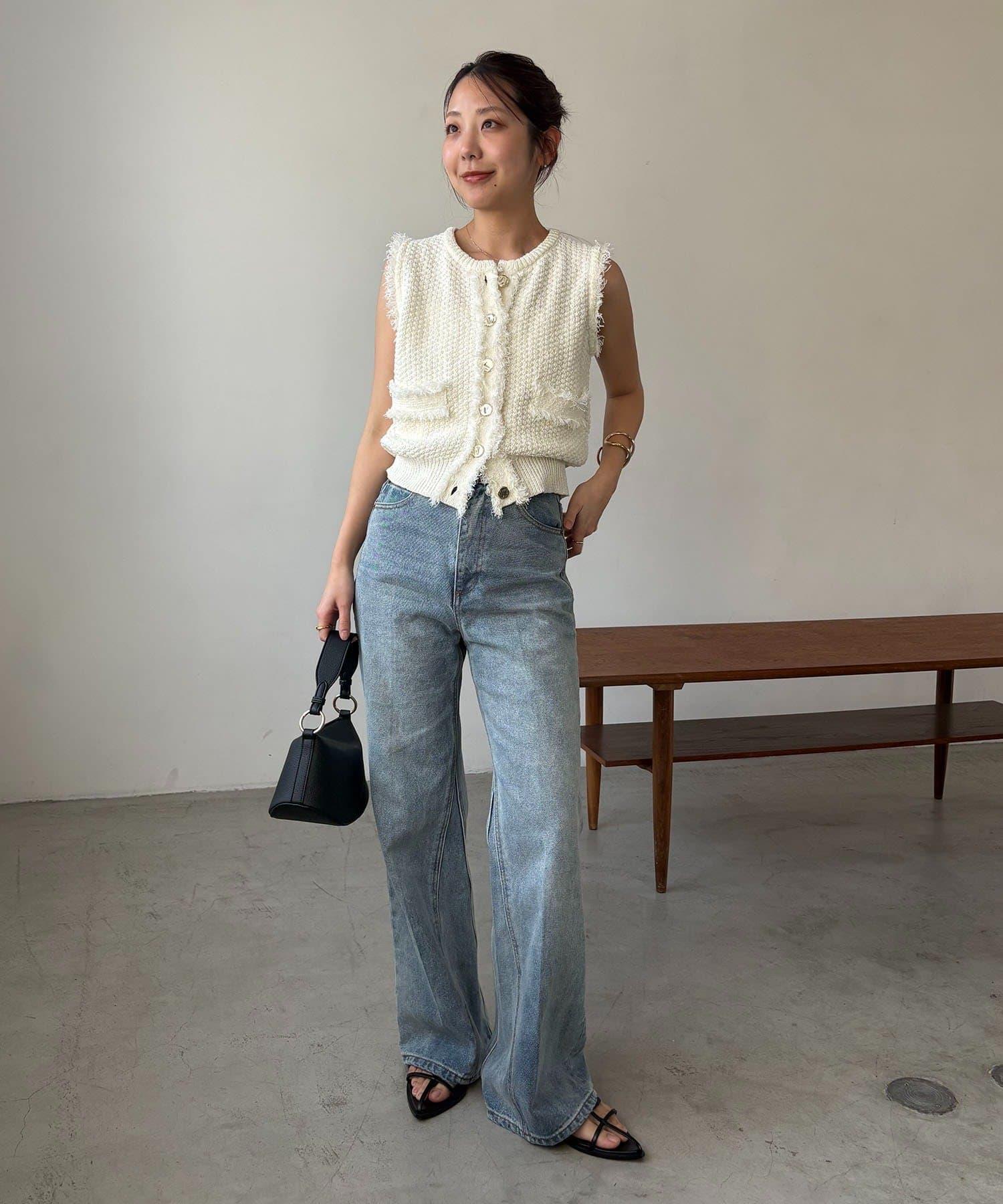 288849315