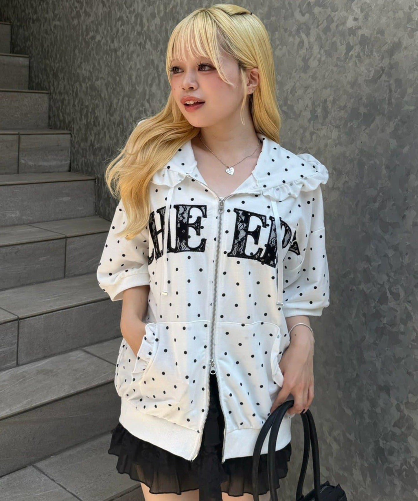 172072110