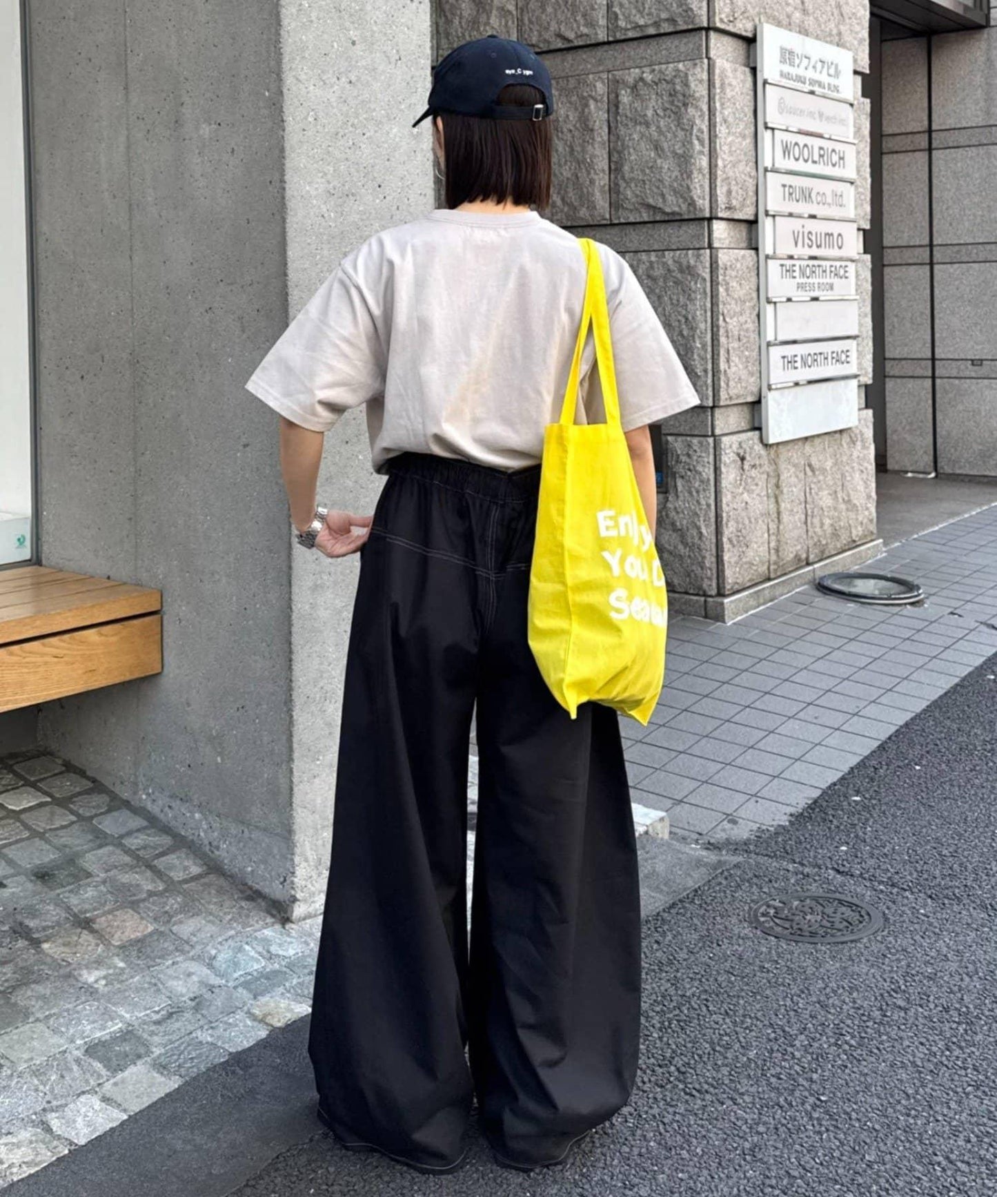 290479867