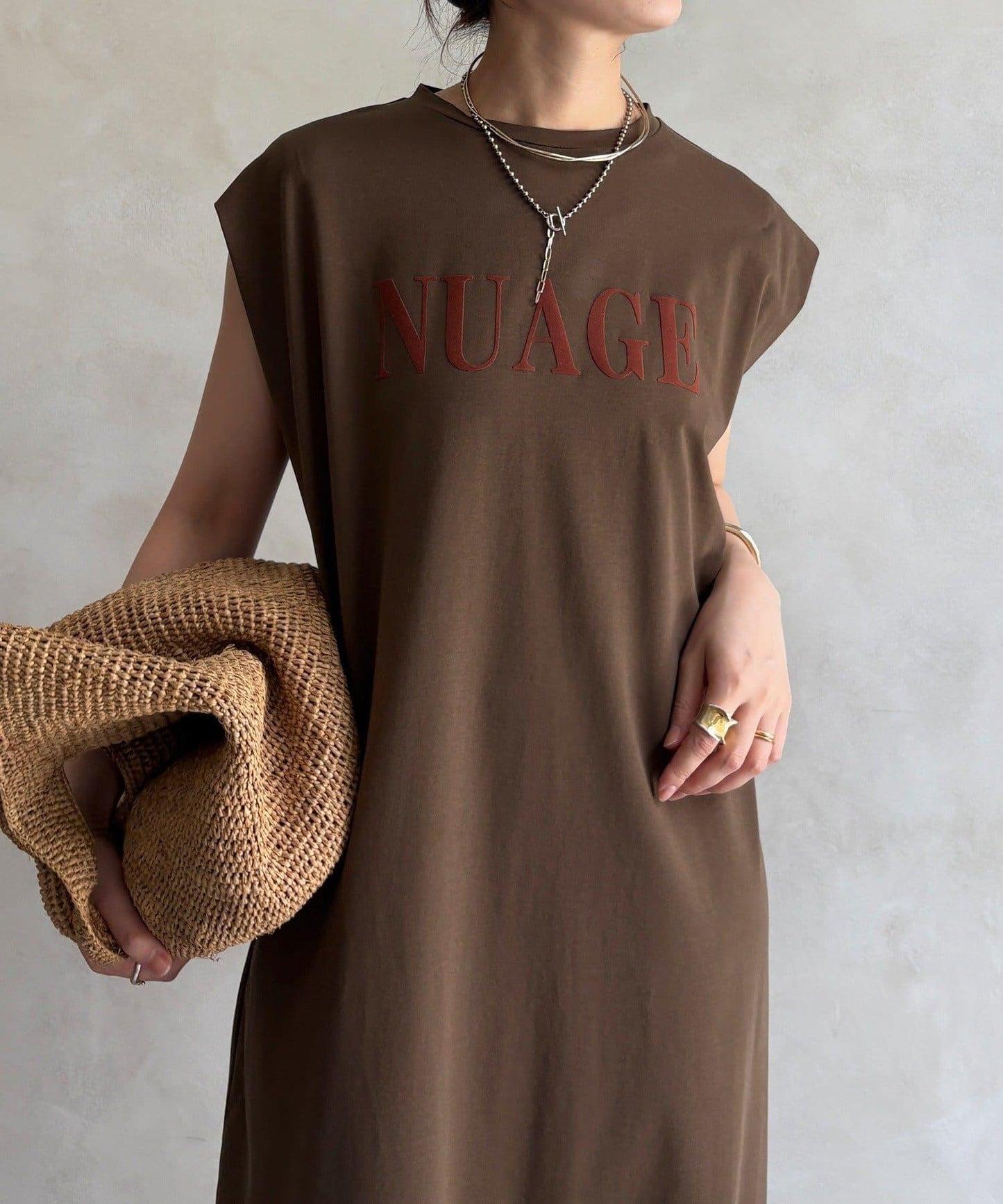 171374425