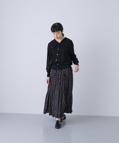 163057057