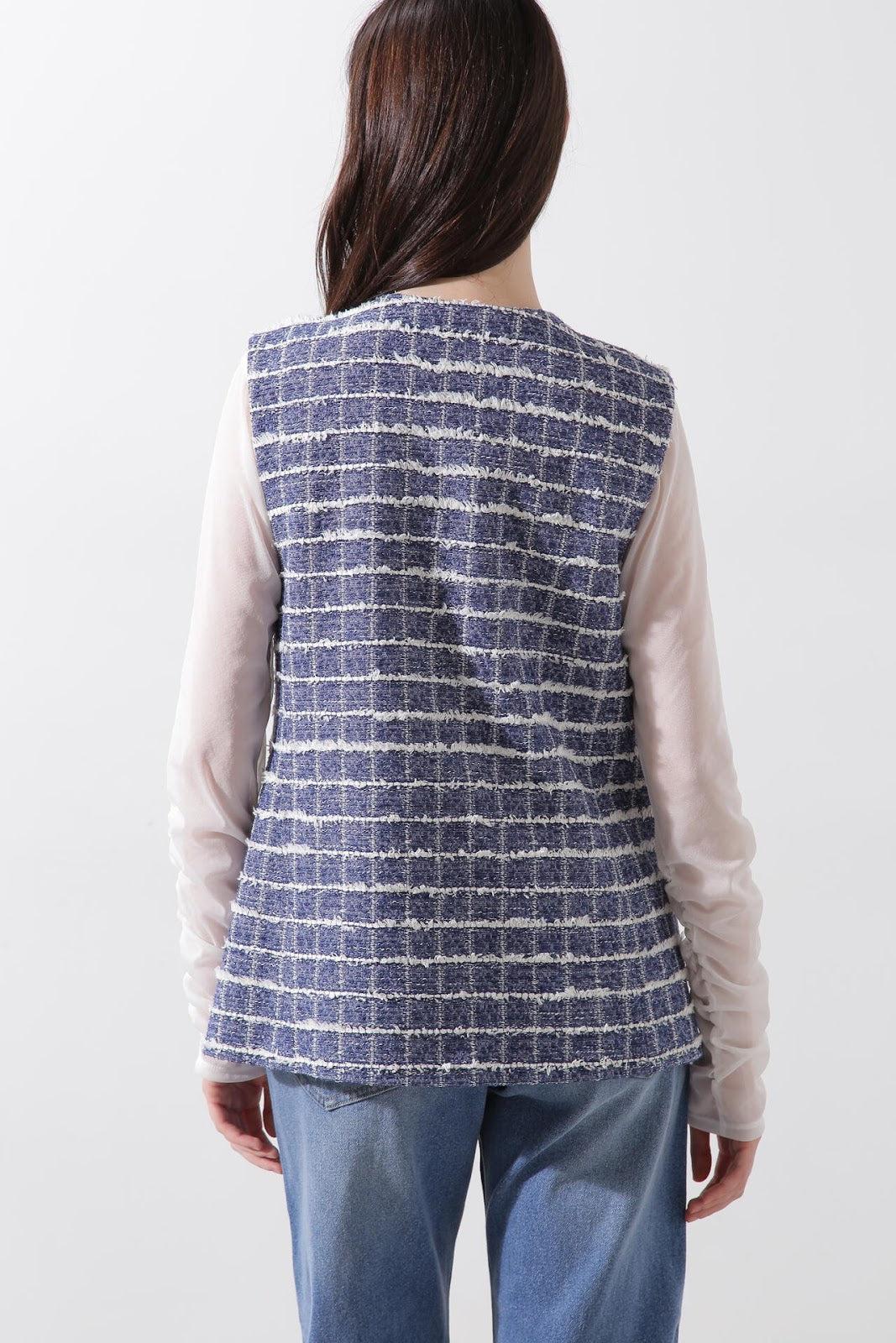 153978834