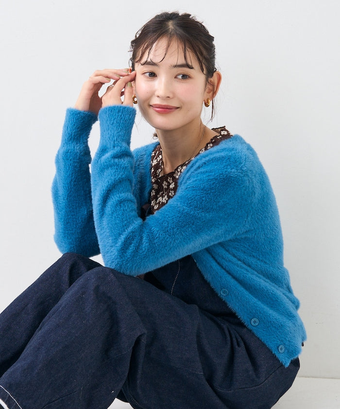 103911379