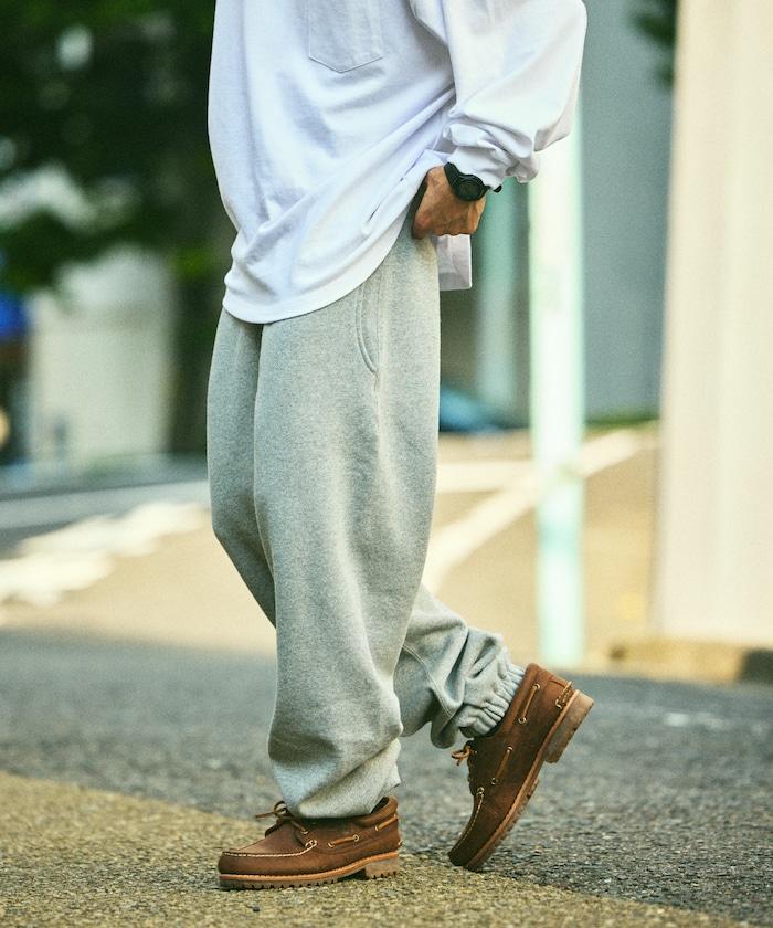 267259881