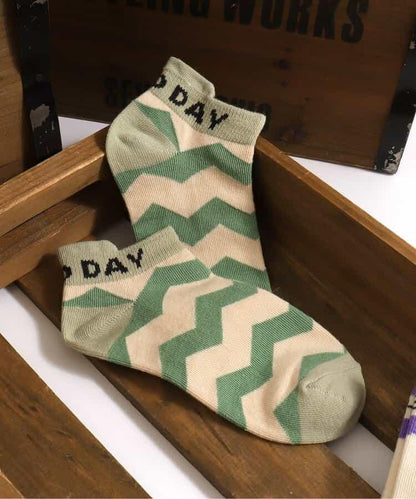 151760213
