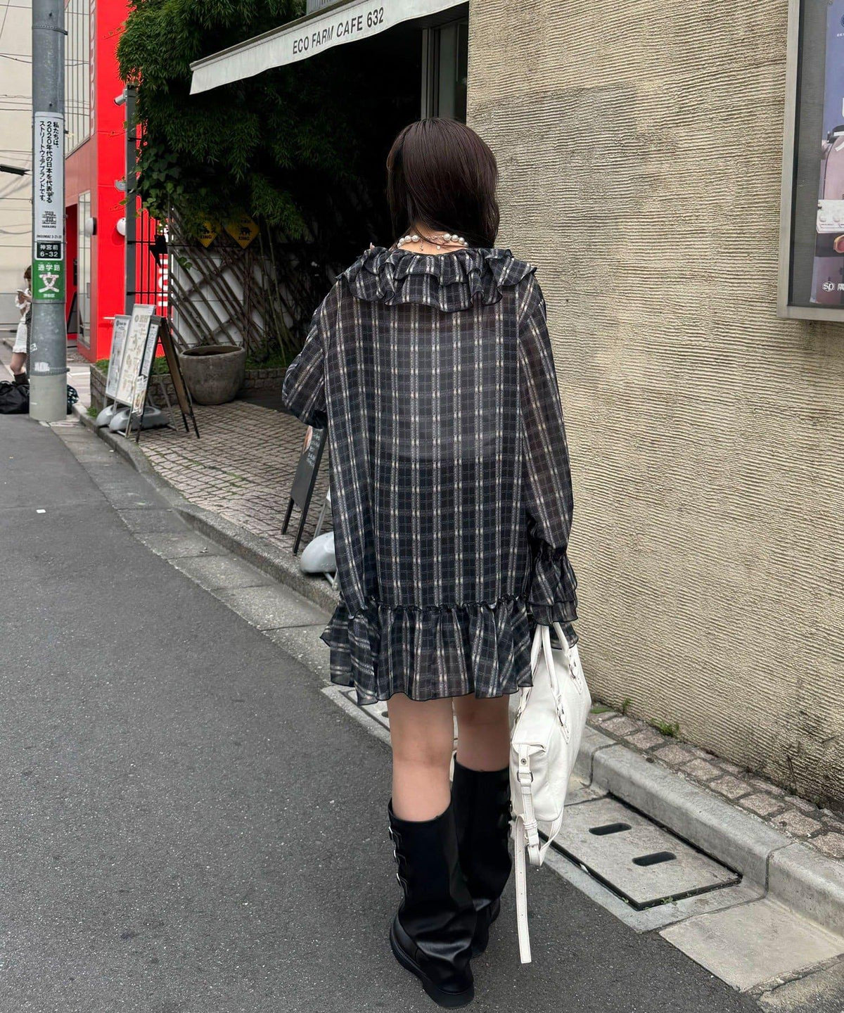 173498317