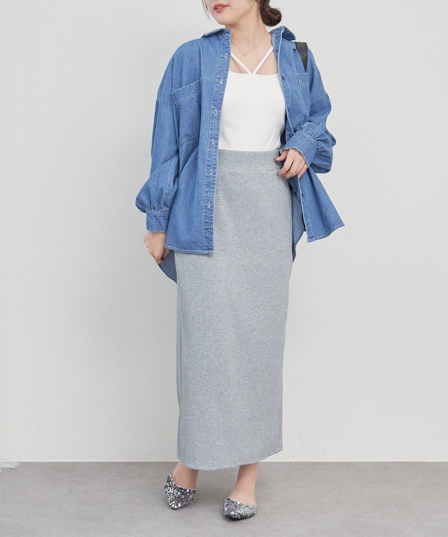 169701104