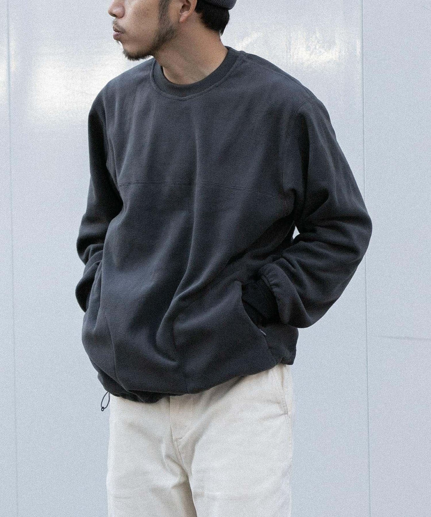166009705