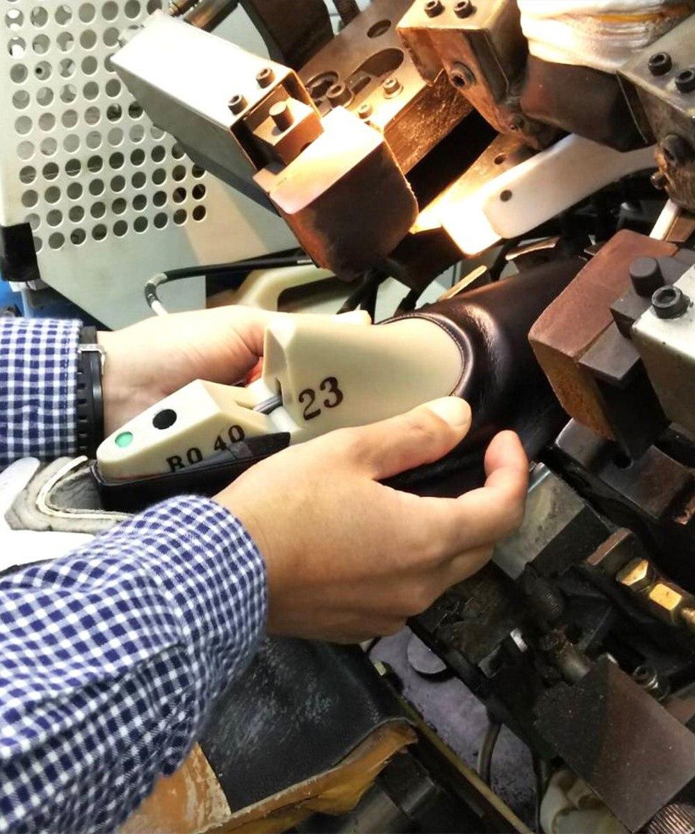 142014936