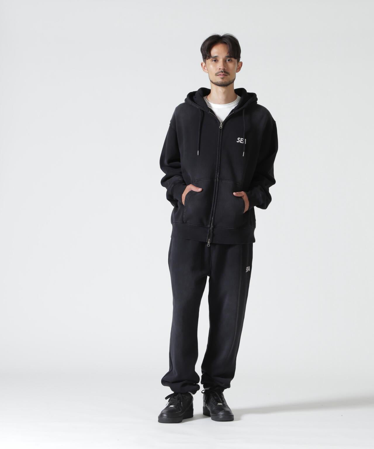 172376624