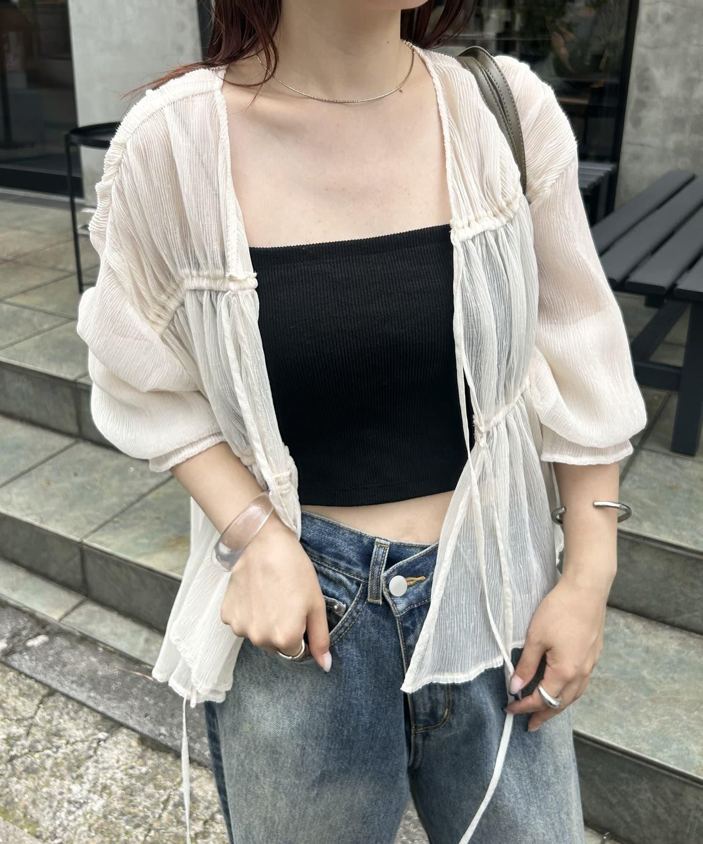 150993253