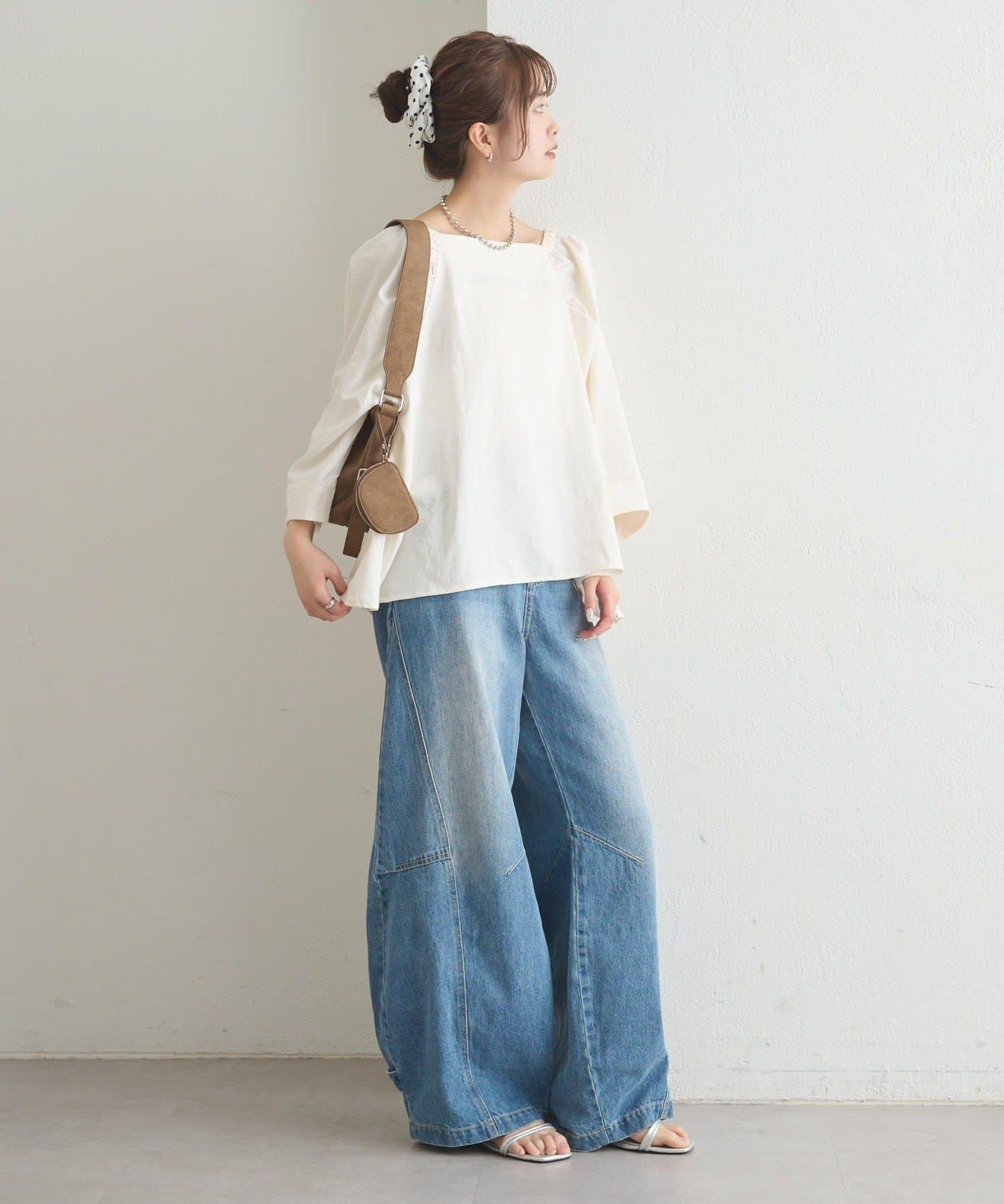 287283379