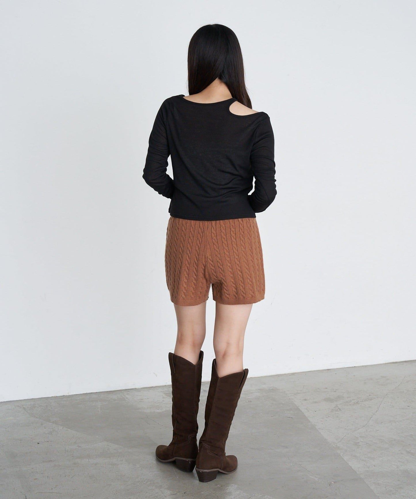 166678524