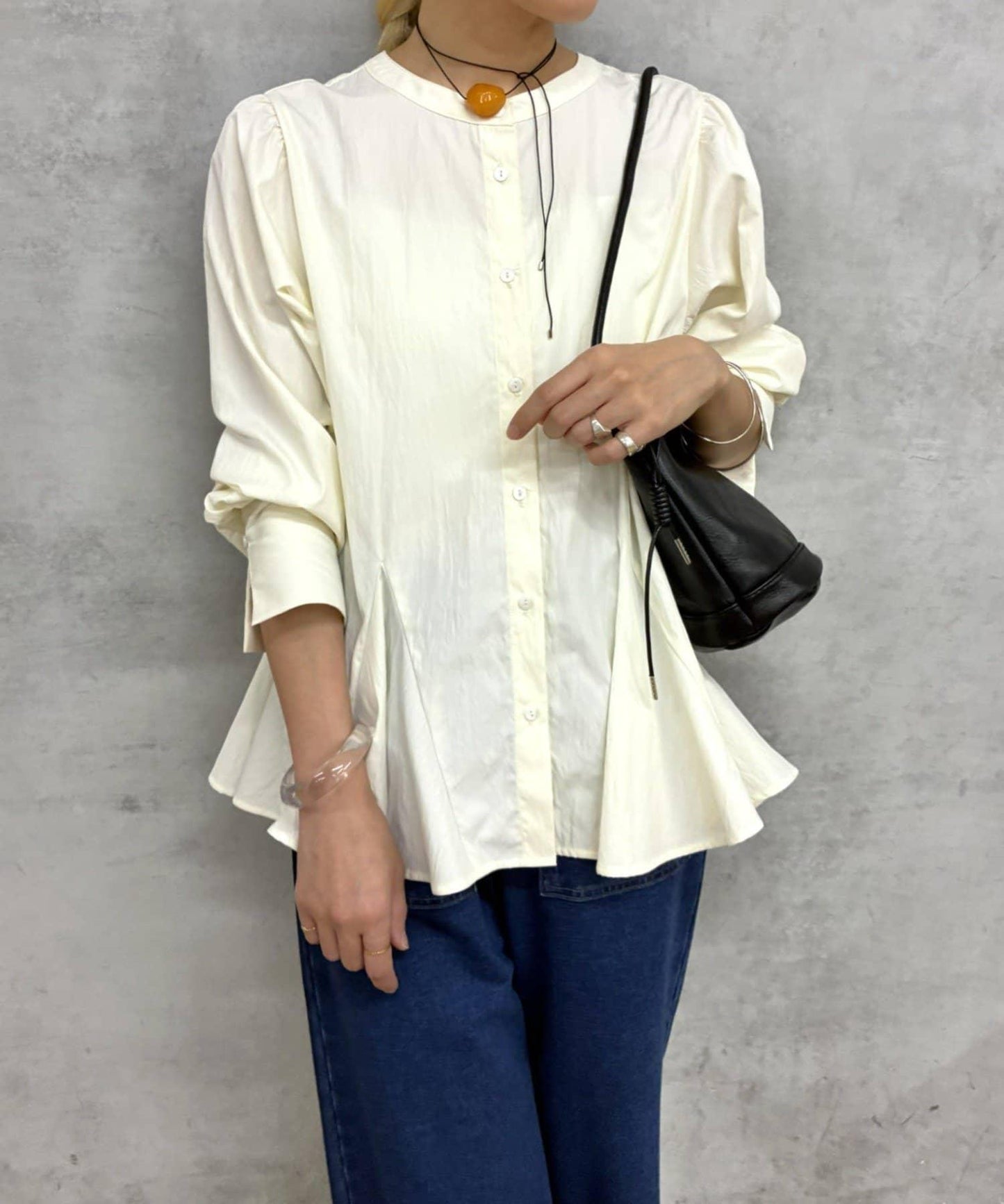 168830390