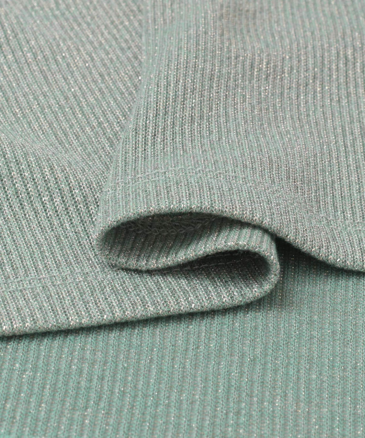 166058611