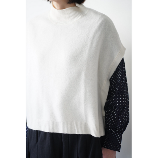 utilite (ユティリテ) | モックネックべスト  (charcoal gray / off white) | トップス ベスト お灑落 (ut402awk16)