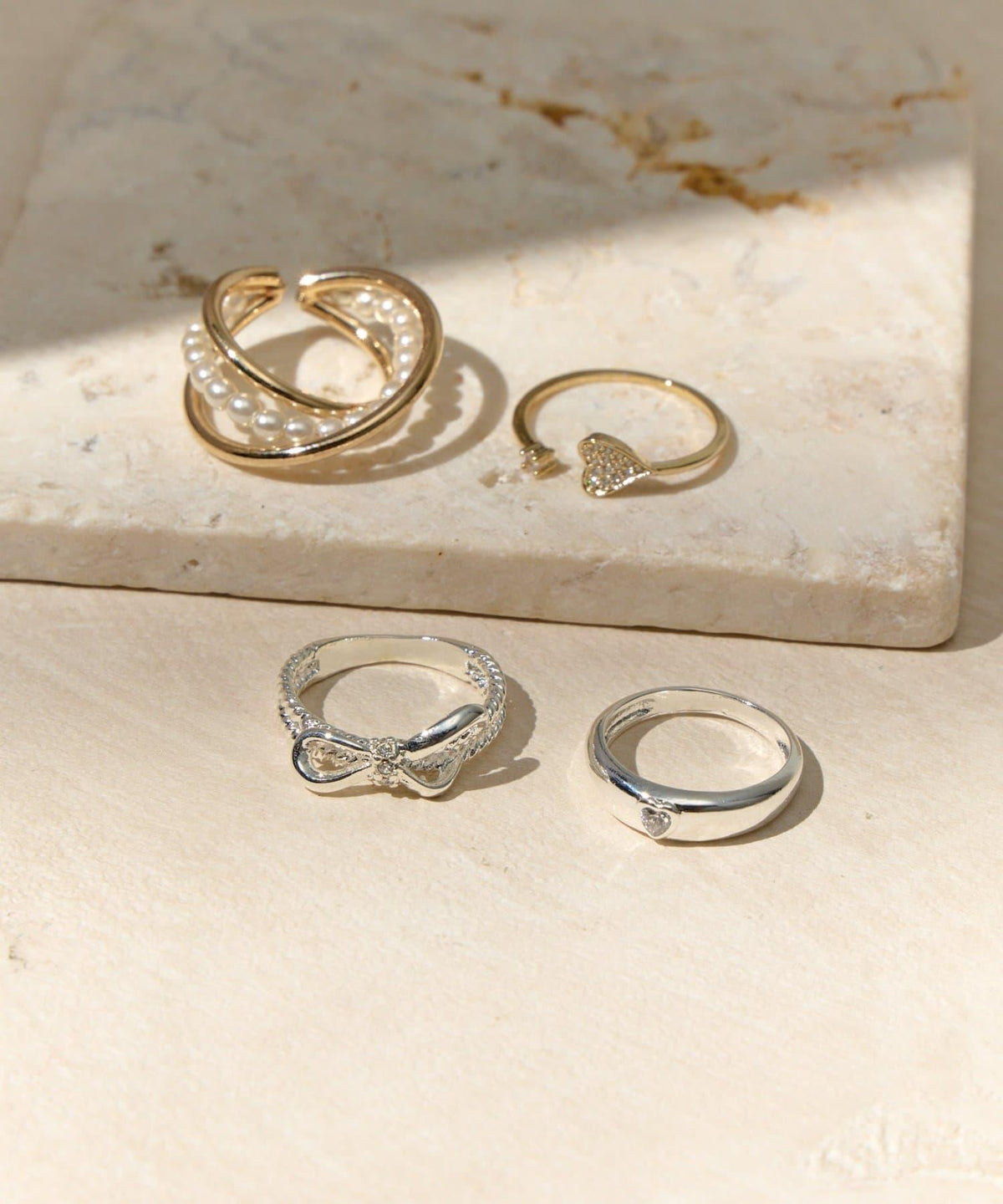 173261212