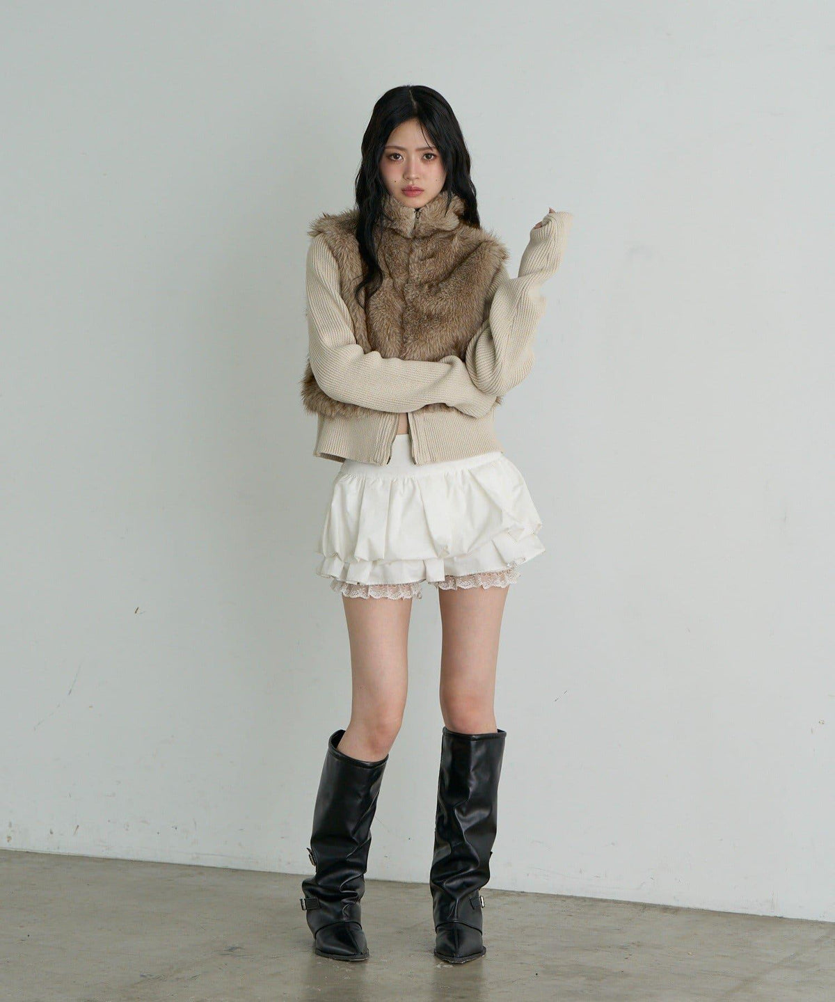 173197487