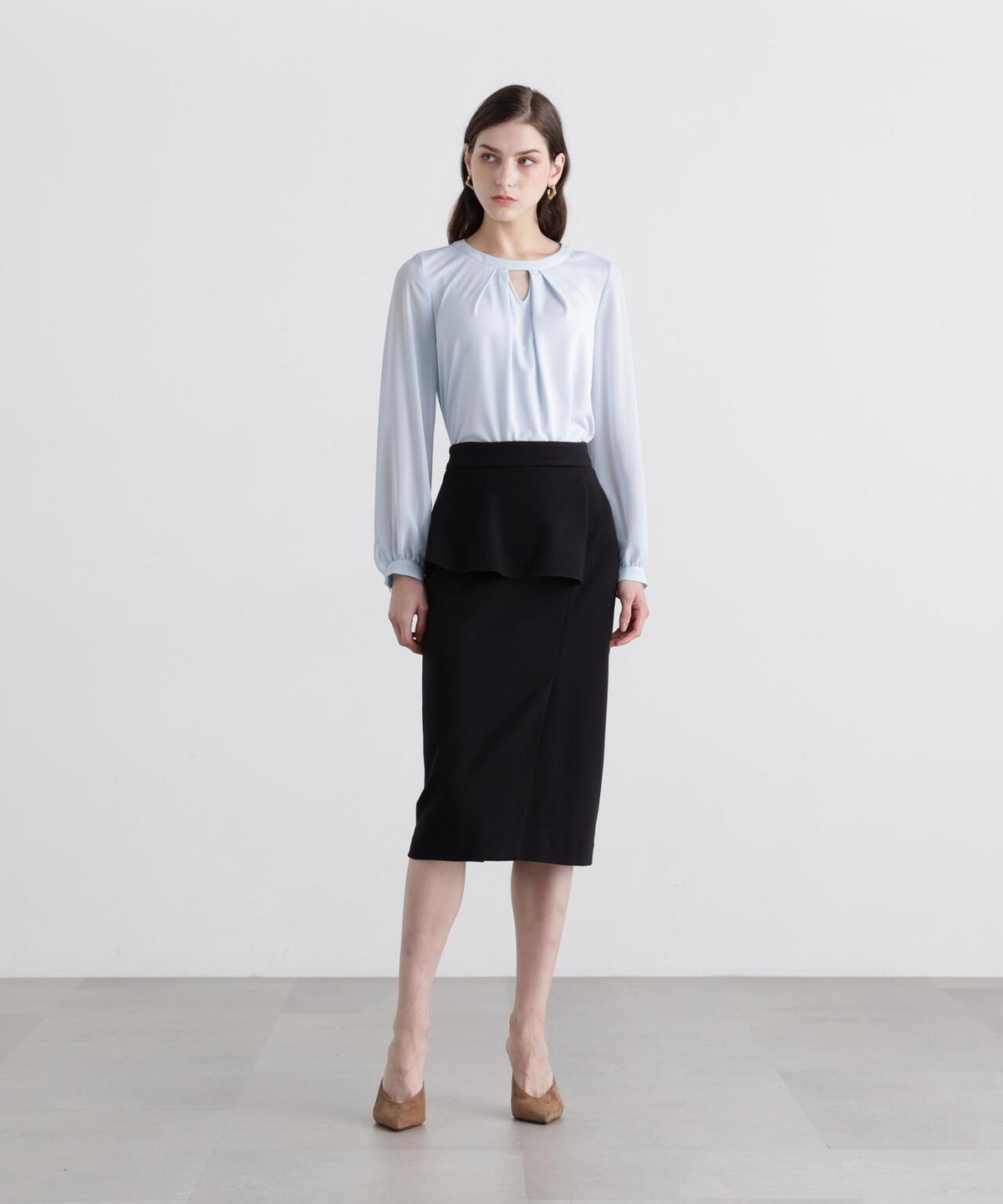 174302504